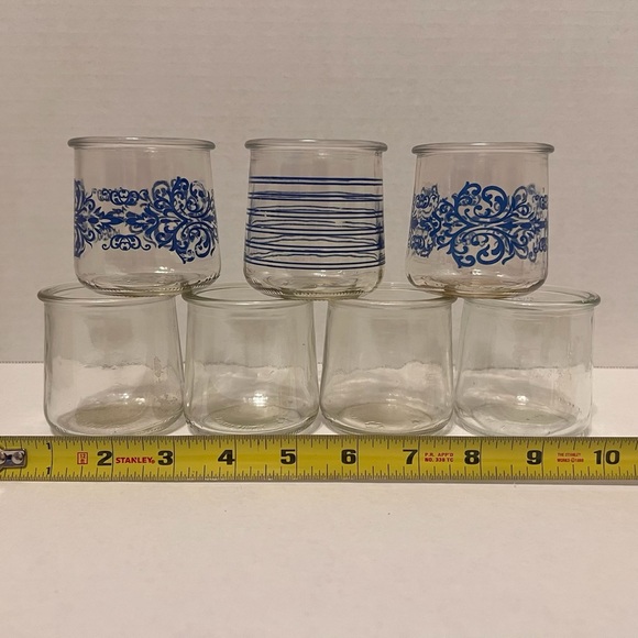 🌀 8 glass yogurt jars empty 3 Oui blue EUC DIY 5 clear lot craft bundle - Picture 2 of 16